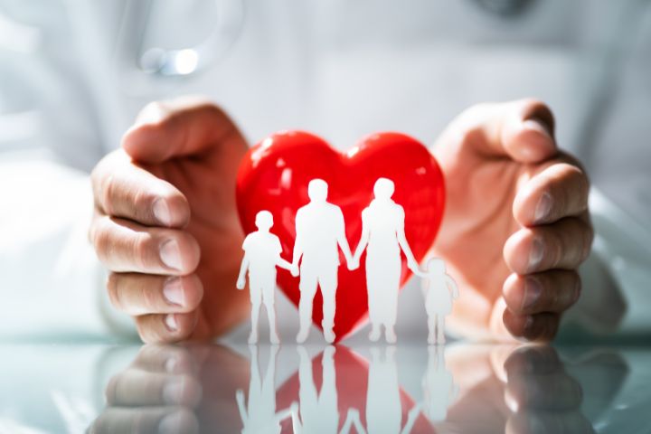 Perbedaan BPJS vs Asuransi Swasta: Mana yang Tepat untuk Karyawan & Perusahaan?