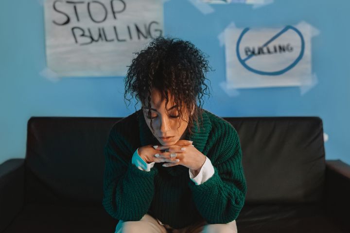 Langkah Hadapi Bullying di Kantor Tanpa Resign