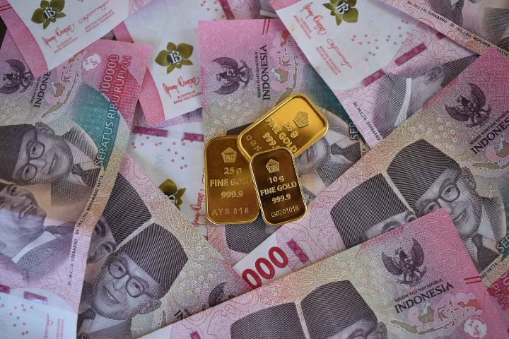 Apakah Investasi Emas Cocok untuk Gaji UMR